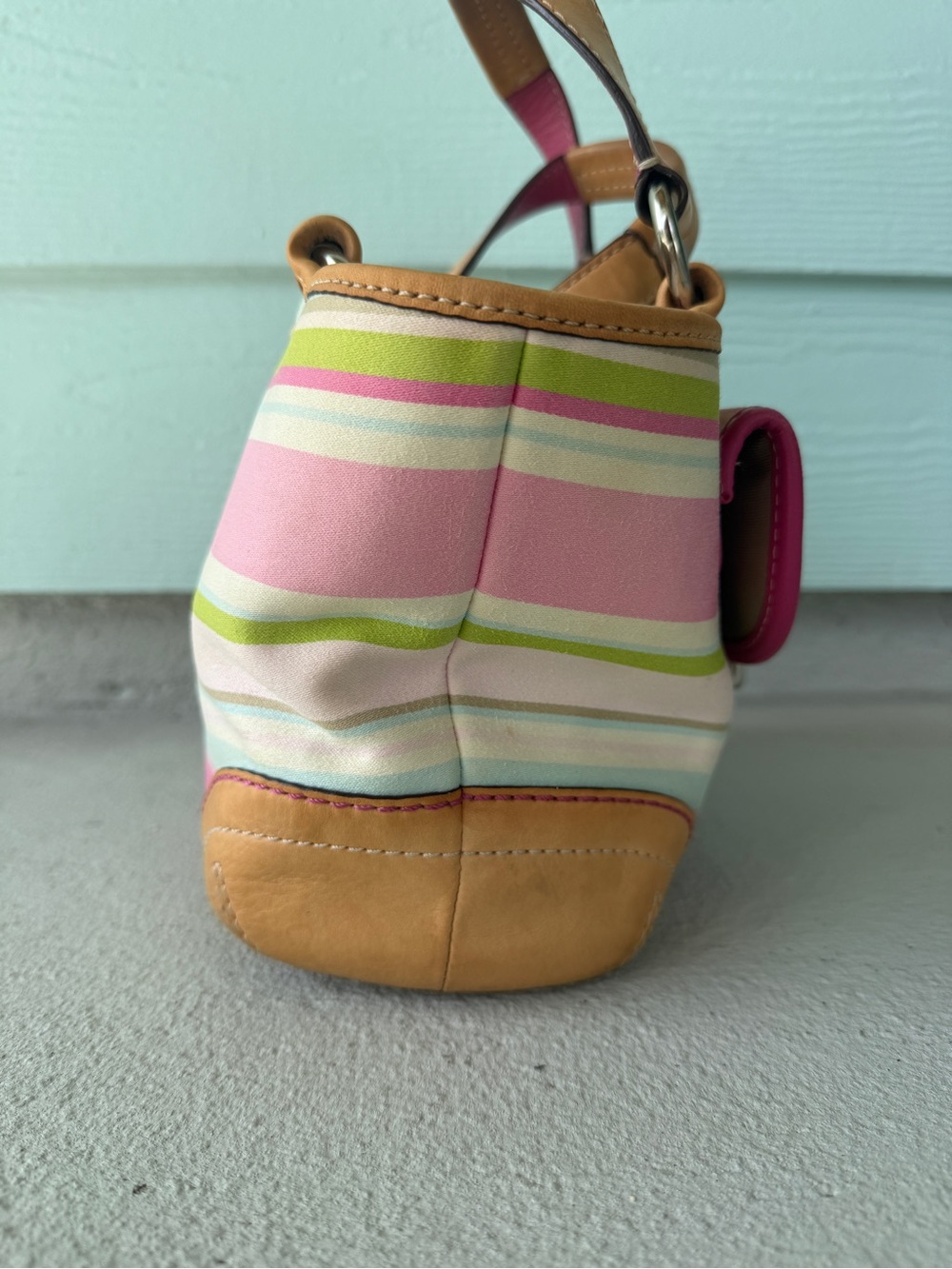 Vintage Coach Hampton Soho Stripe Satchel Style 1888 Pastel Pink Canvas Leather - Picture 3 of 7